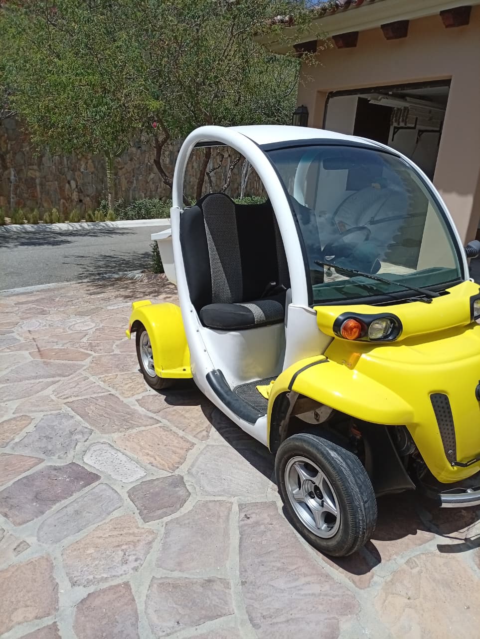 2013 GEM - Yellow/White - Black Seats - Used - Consignment