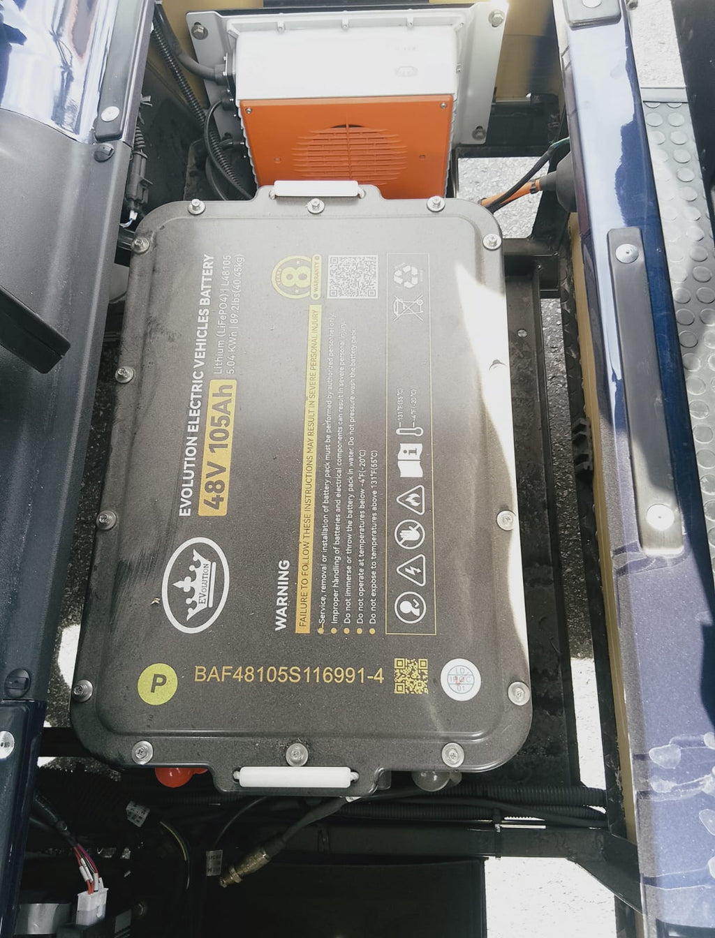 Carrier 6 Plus - Mediterranean Blue -  Light Grey Seats - Used - Consignment ✔