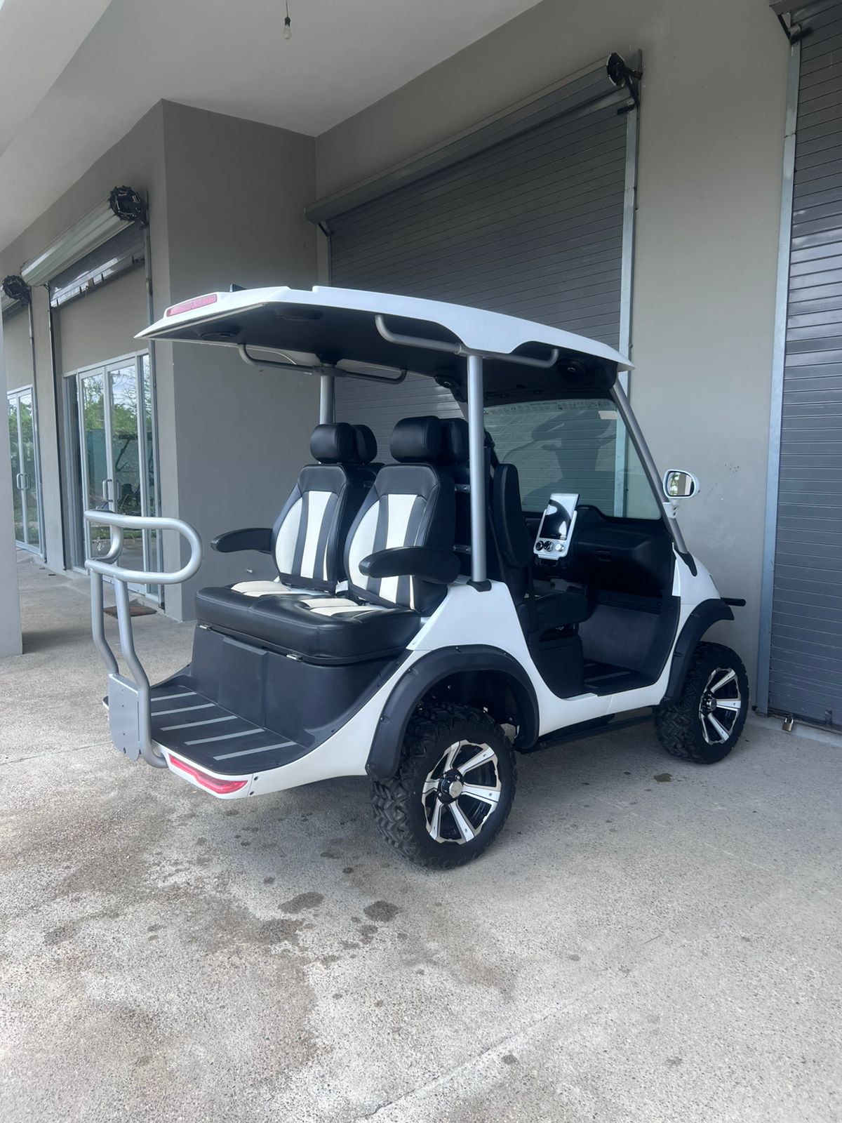 Evolution D3 2024 Electric Controls - Hardy Carts & Equipment