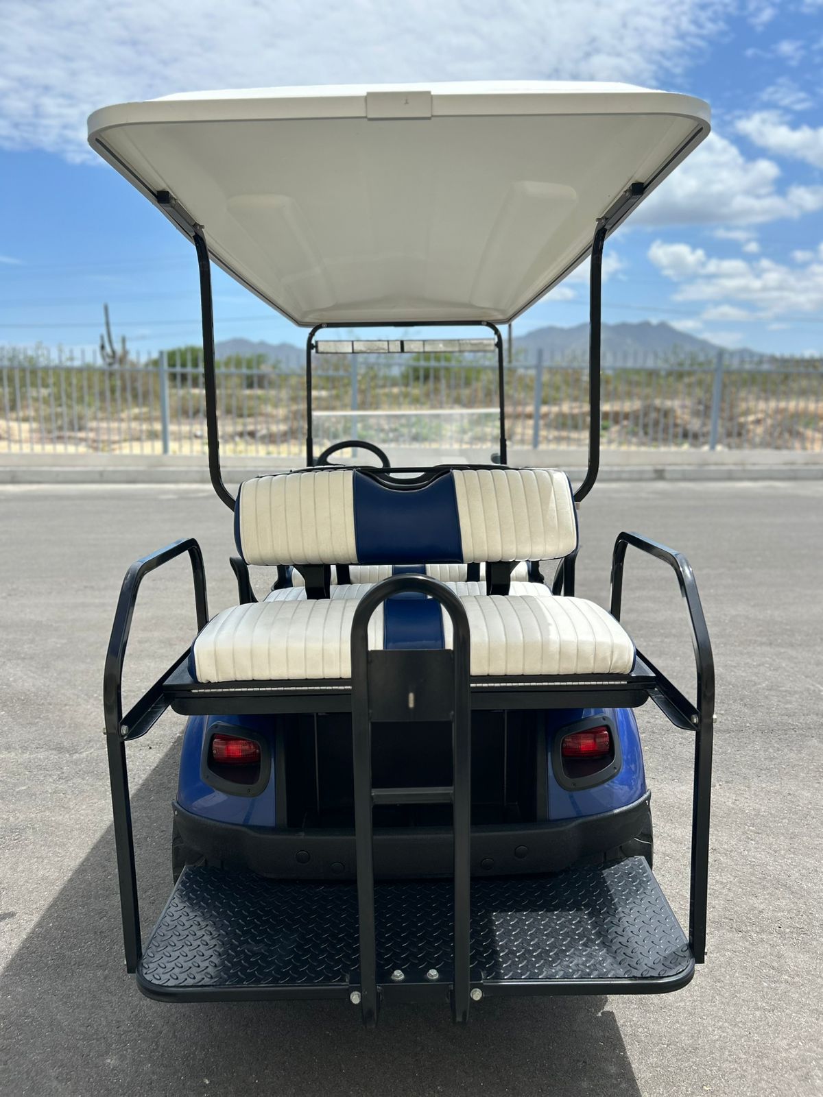 Ezgo S6 Used Exterior - Hardy Carts & Equipment