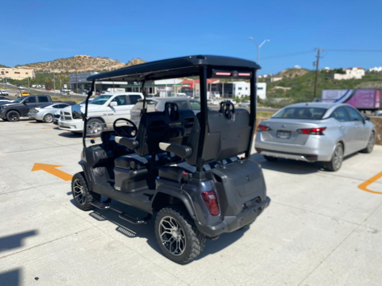 D5 Maverick 4 Plus - Arctic Grey with Black and White Seats- Hardy Carts & Equipment