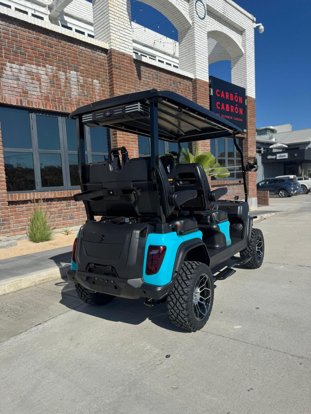 D5 Maverick 4 Plus Fully loaded - Hardy Carts & Equipment