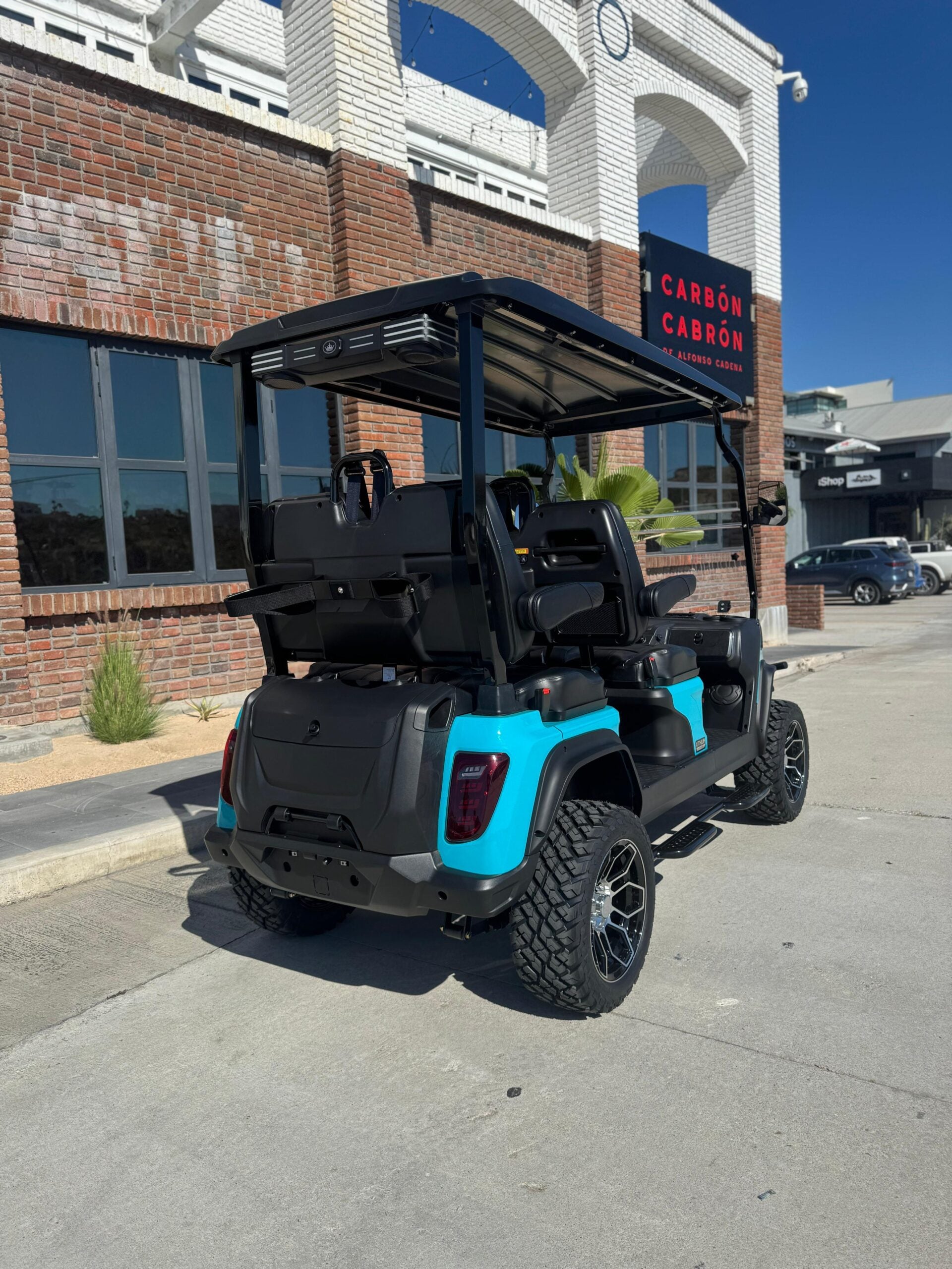 D5 Maverick 4 Plus Fully loaded - Hardy Carts & Equipment