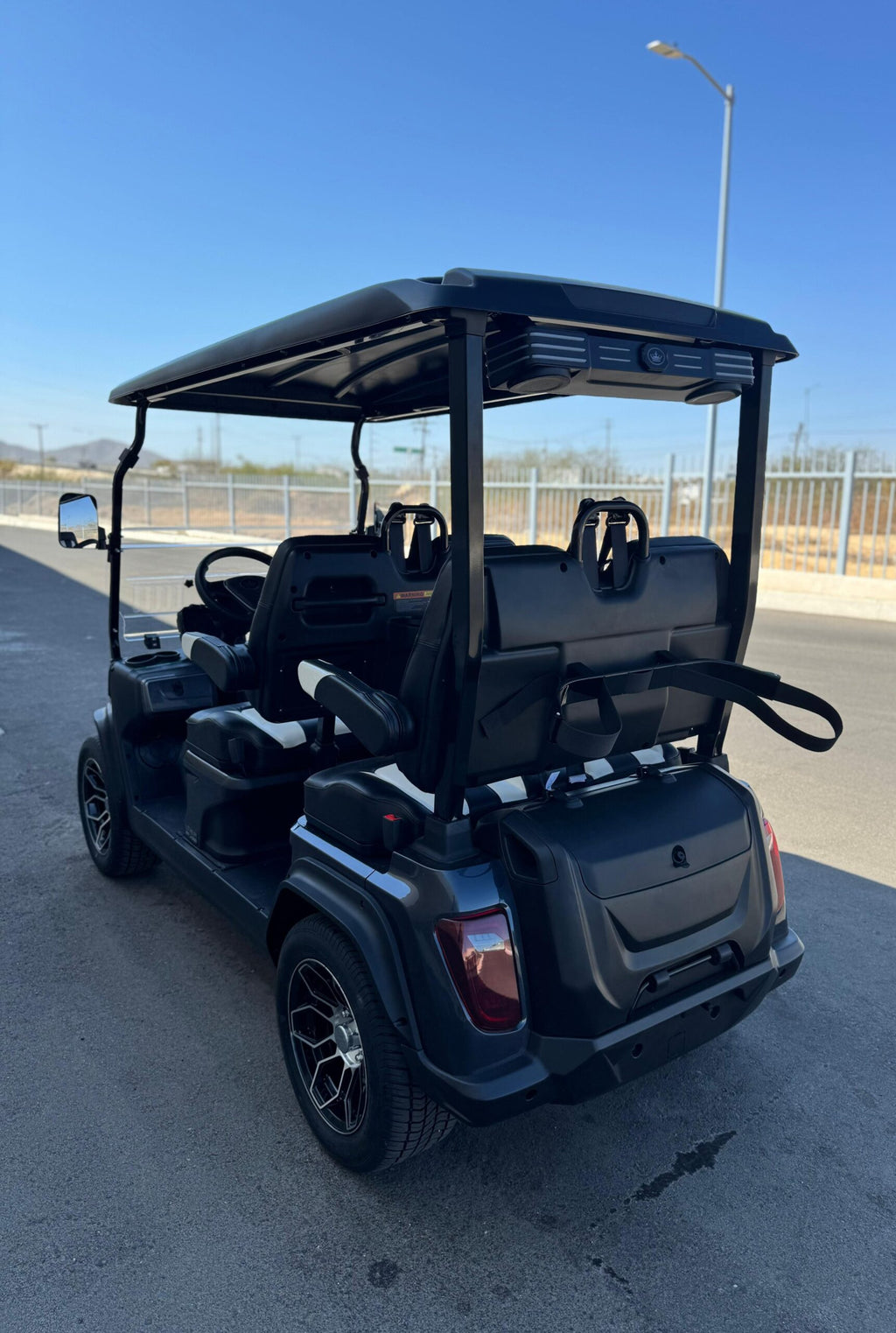 D5 Ranger 4 Plus Two Tone Seats - Hardy Carts & Equipment