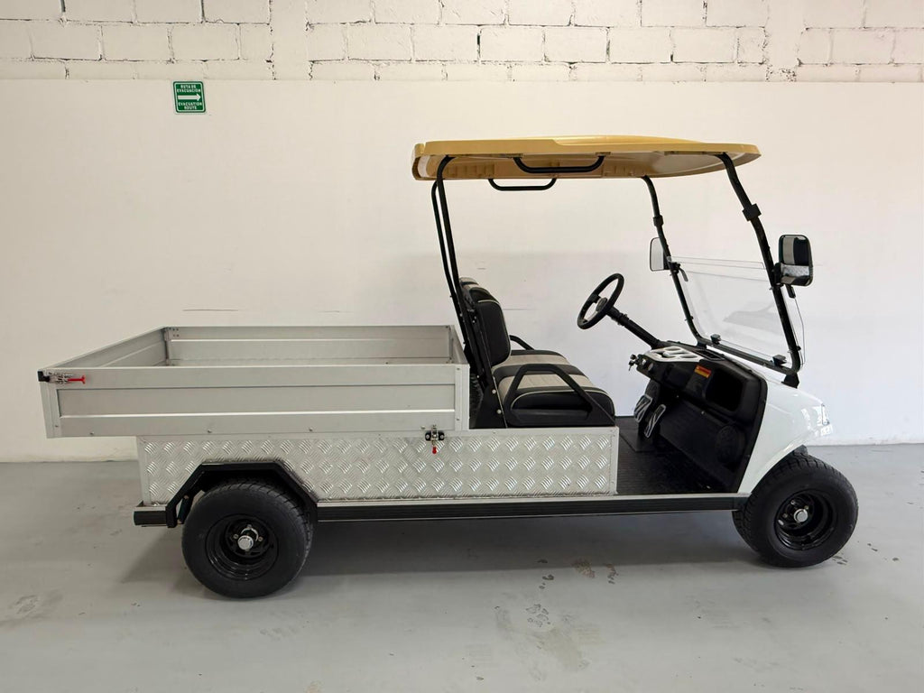 Turfman 1000 – White (Black/Light Grey) - In Stock