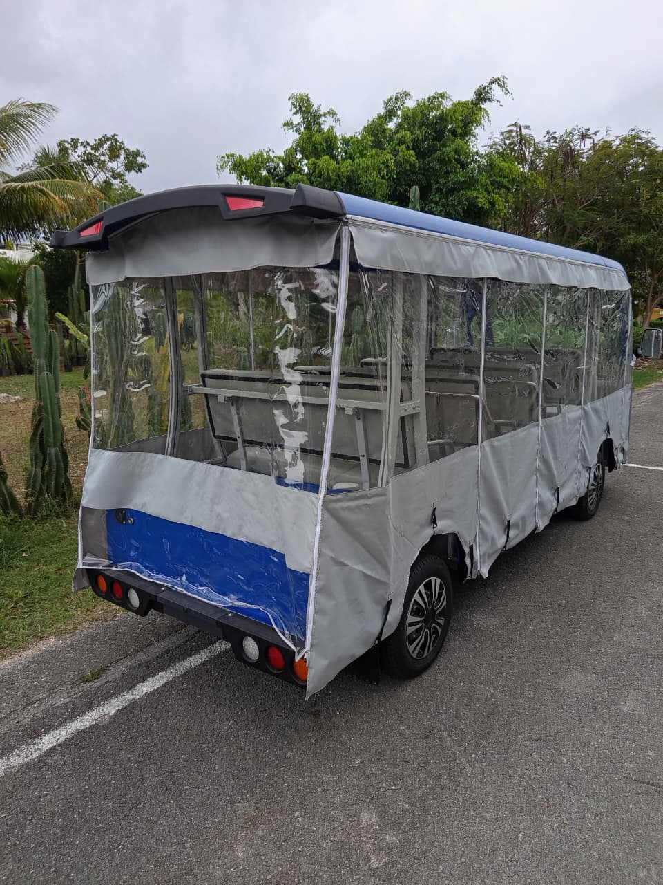 DN-11M - 11 Seater Electric Lithium Sightseeing Bus - Marshell - In Stock
