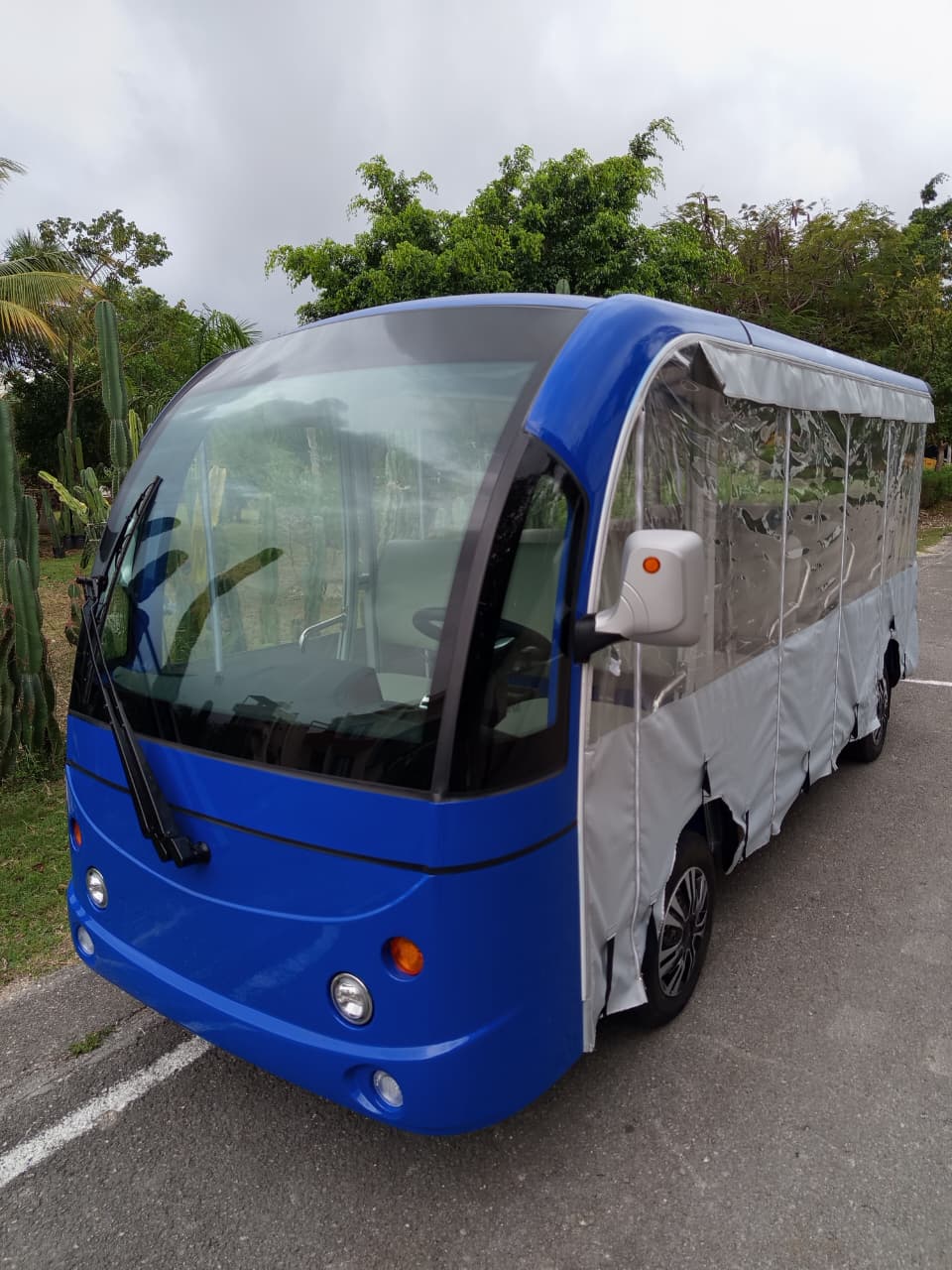 DN-11M - 11 Seater Electric Lithium Sightseeing Bus - Marshell - In Stock